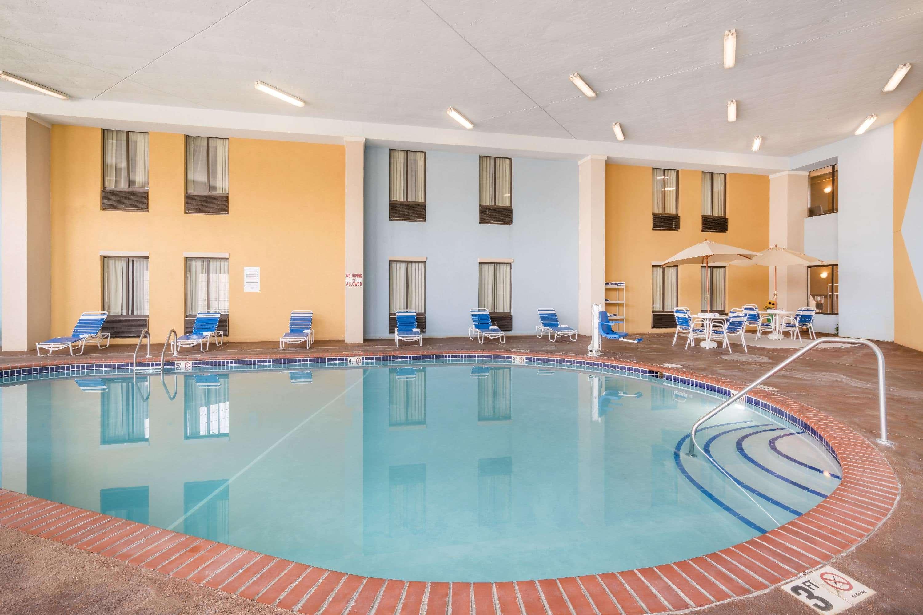 Americinn By Wyndham Johnston Des Moines Urbandale Экстерьер фото