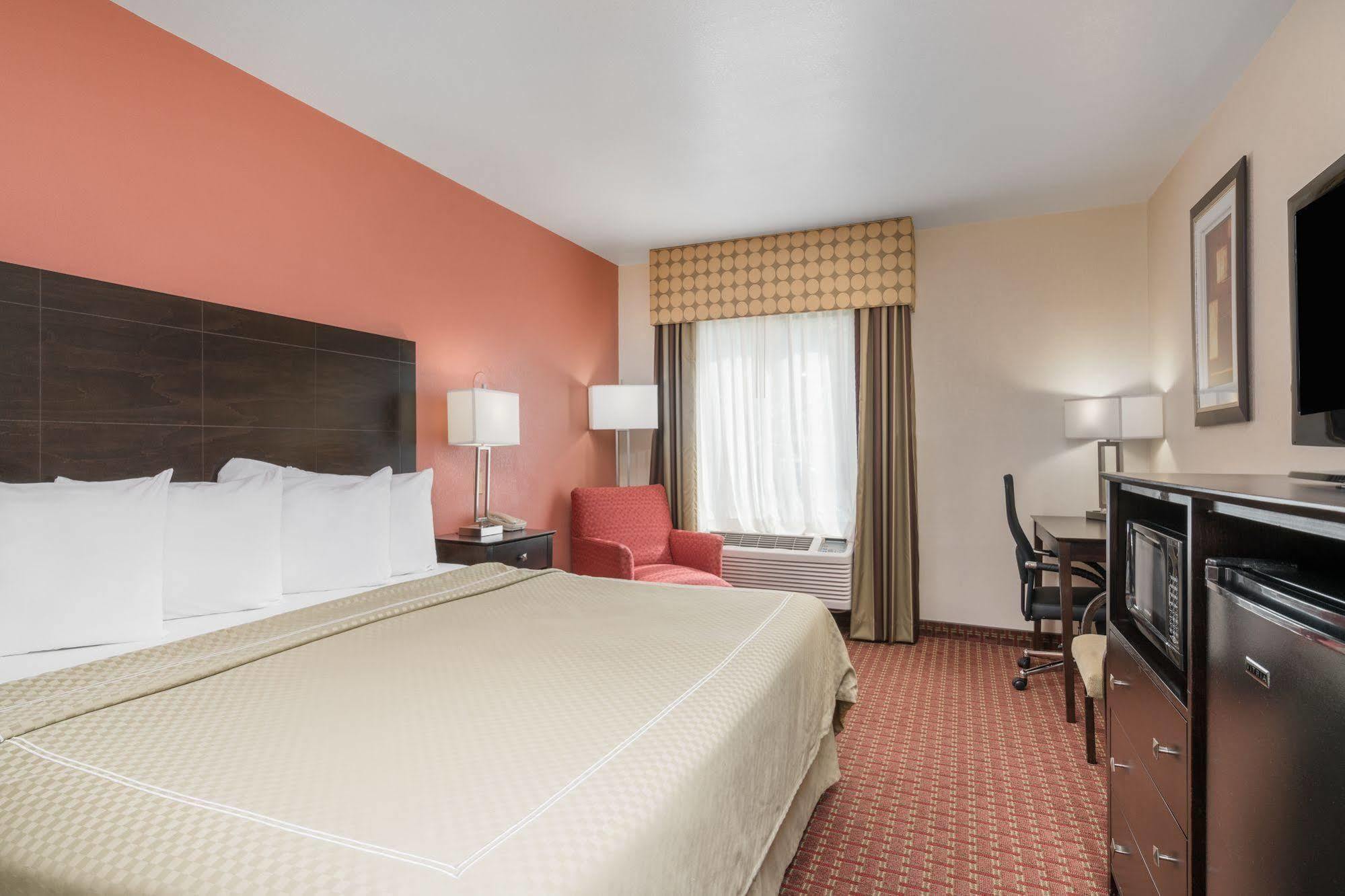Americinn By Wyndham Johnston Des Moines Urbandale Экстерьер фото